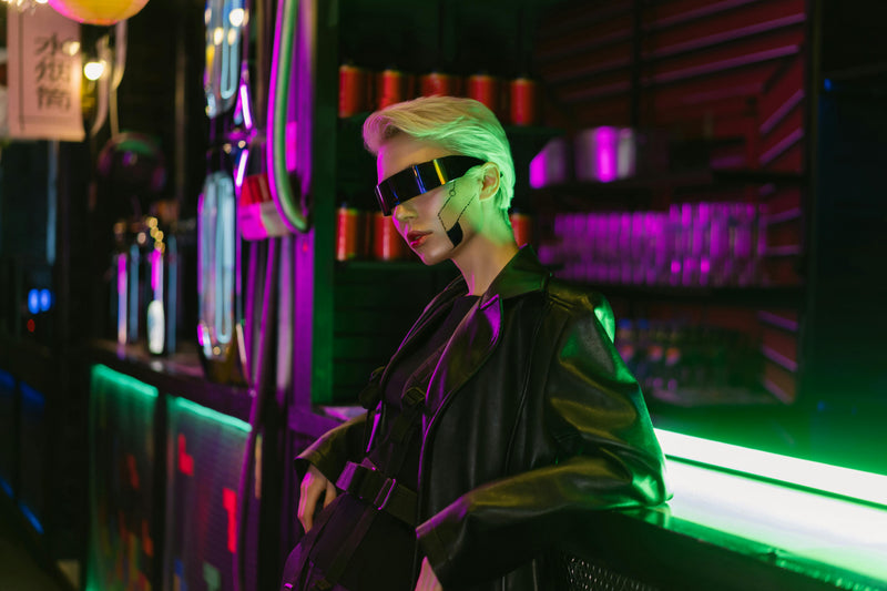 How Women Can Look Great In Oversized Leather Jackets