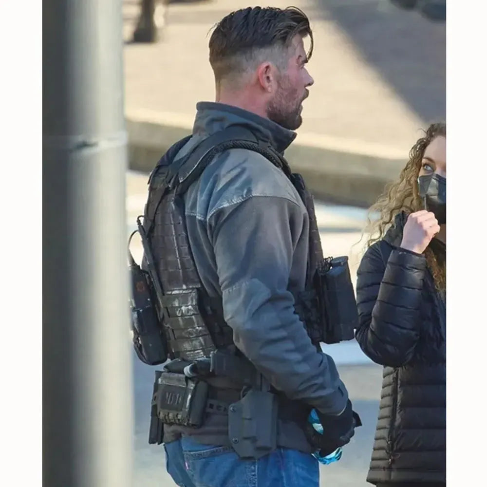 Extraction 2 Tyler Rake Black Jacket - Chris Hemsworth Tactical Style